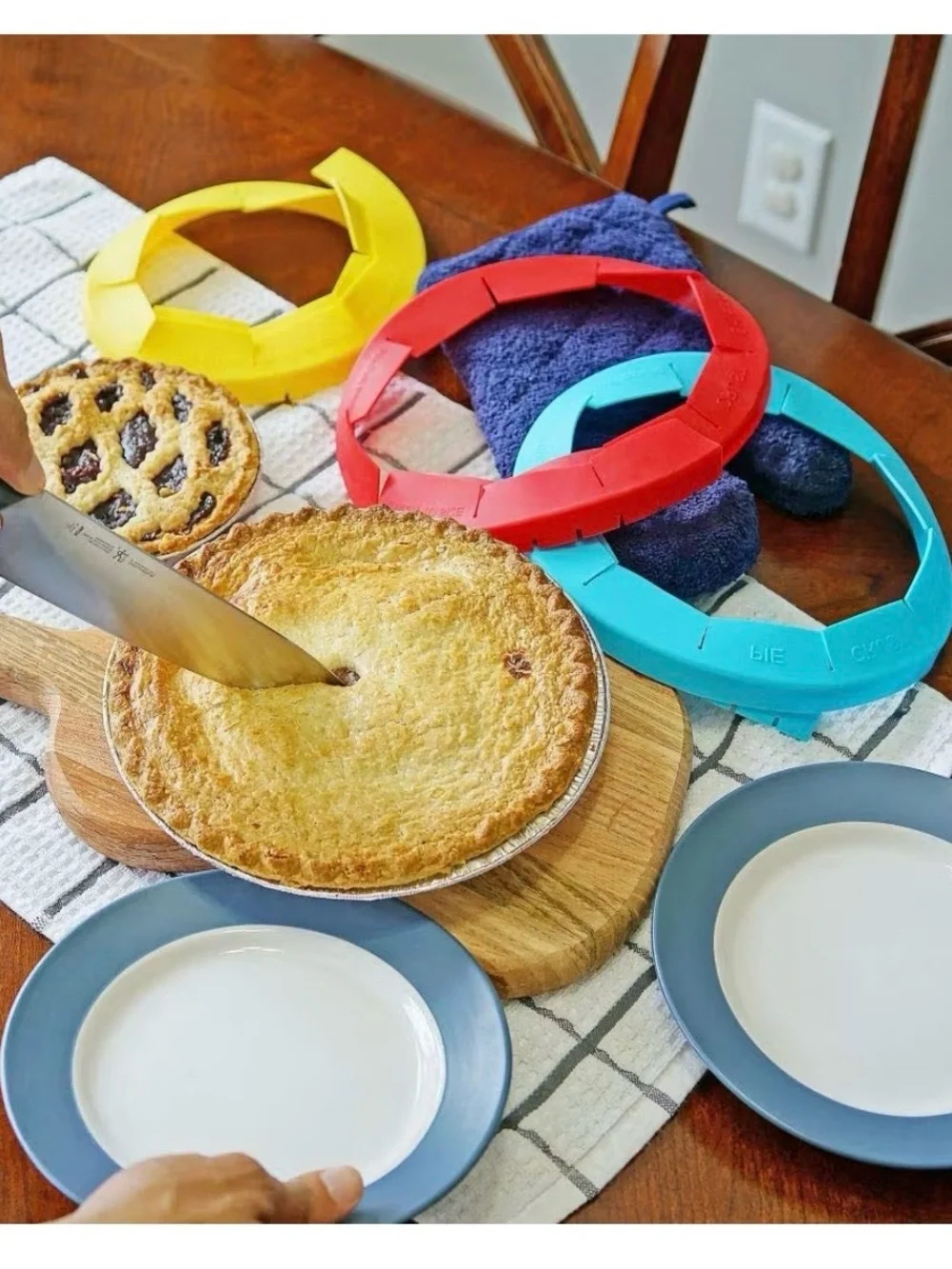 Silicone Pie Crust Shield Ring Set - Red, Yellow, Blue
